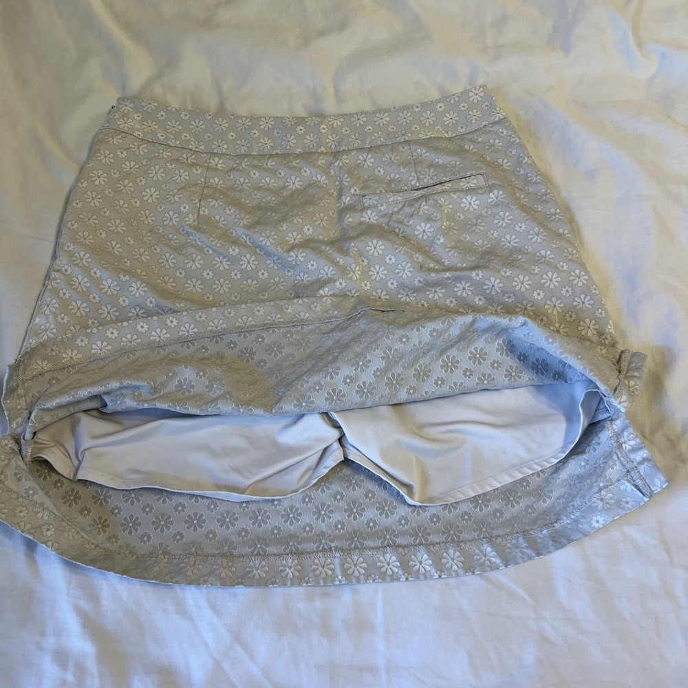 Bugatchi Activewear Skort Silver White Floral Golf Tennis Skirt Womens Size 6 - Picture 6 of 6